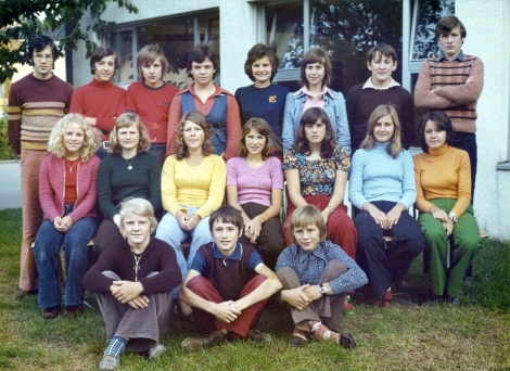 1976